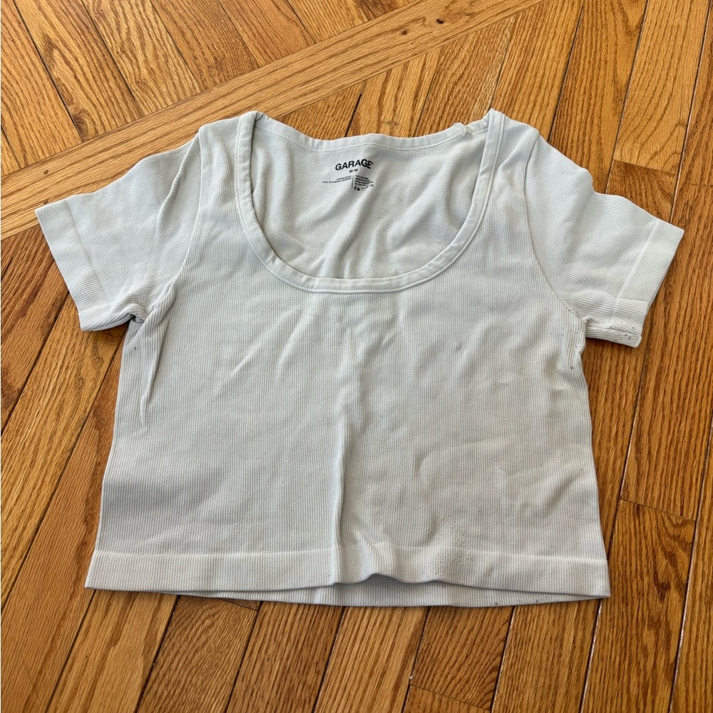 Garage tan ribbed short sleeve crop top size medium